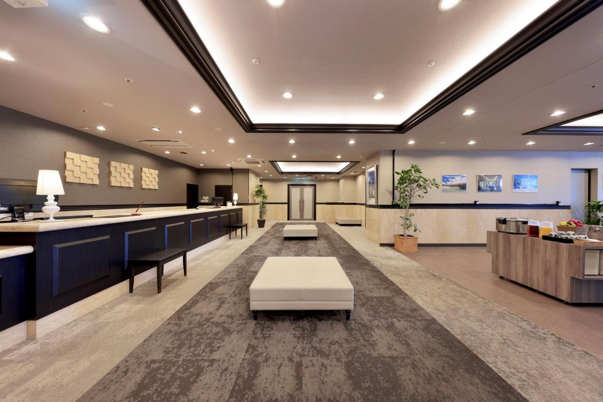 Minamisenri Crystal Hotel Suita Buitenkant foto