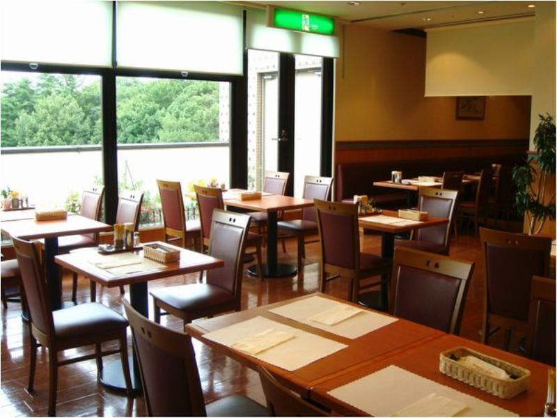 Minamisenri Crystal Hotel Suita Buitenkant foto
